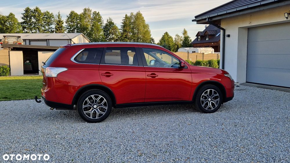 Mitsubishi Outlander 2.2 DID Intense + - 4