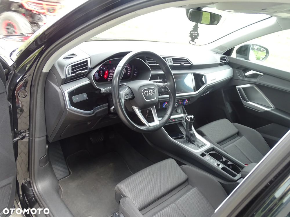 Audi Q3 - 16