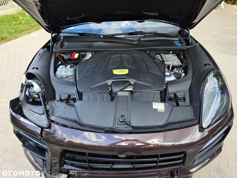 Porsche Cayenne E-Hybrid Platinum Edition - 5