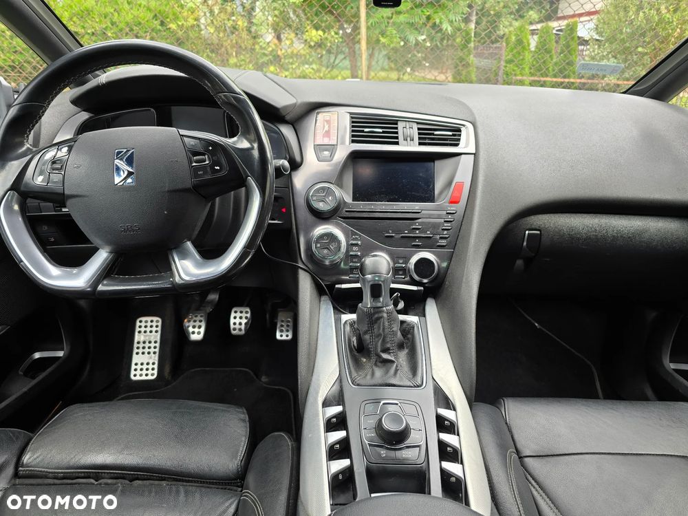 Citroën DS5 2.0 HDi SportChic - 3