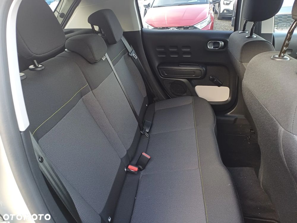 Citroën C3 1.2 PureTech C-Series - 12