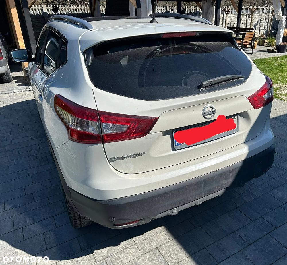 Nissan Qashqai 1.6 DCi 4x4 Tekna - 3
