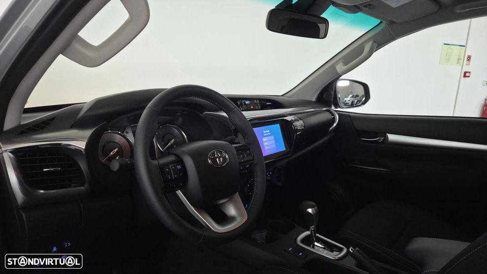Toyota Hilux 2.4D 4x4 tracker 3L - 10