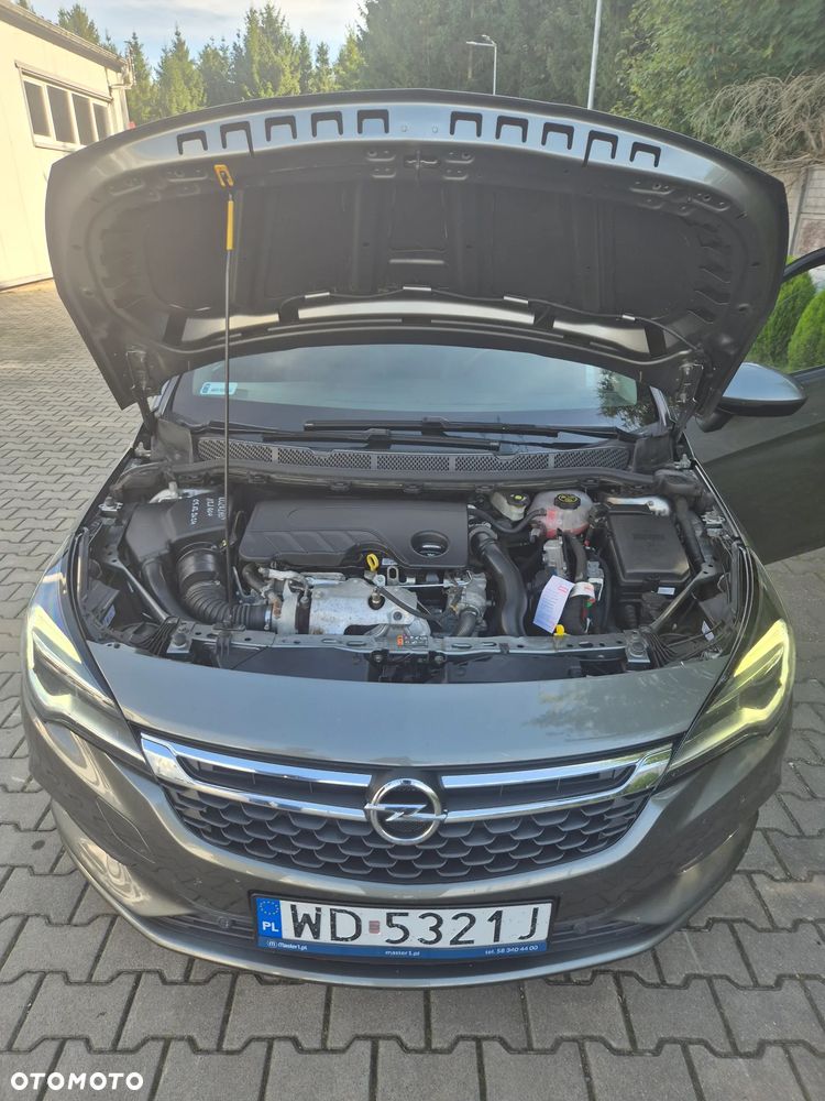 Opel Astra 1.6 CDTI Sport - 32