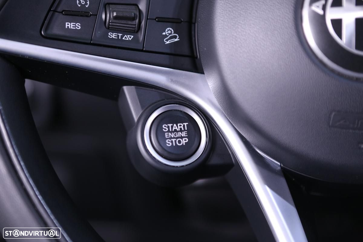 Alfa Romeo Stelvio 2.2 D Super AT8 - 19