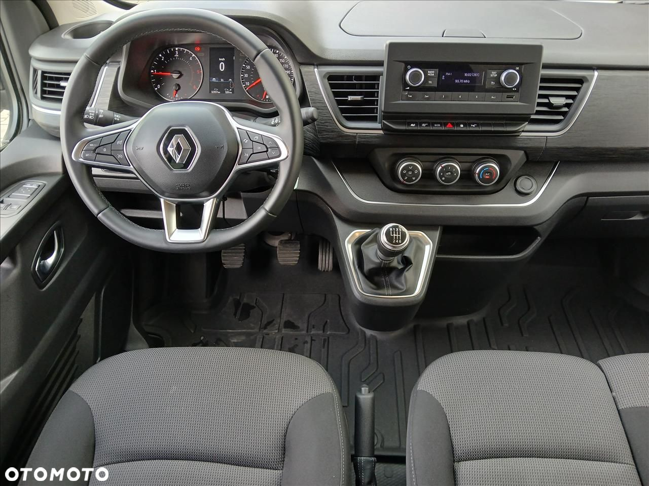 Renault trafic - 8