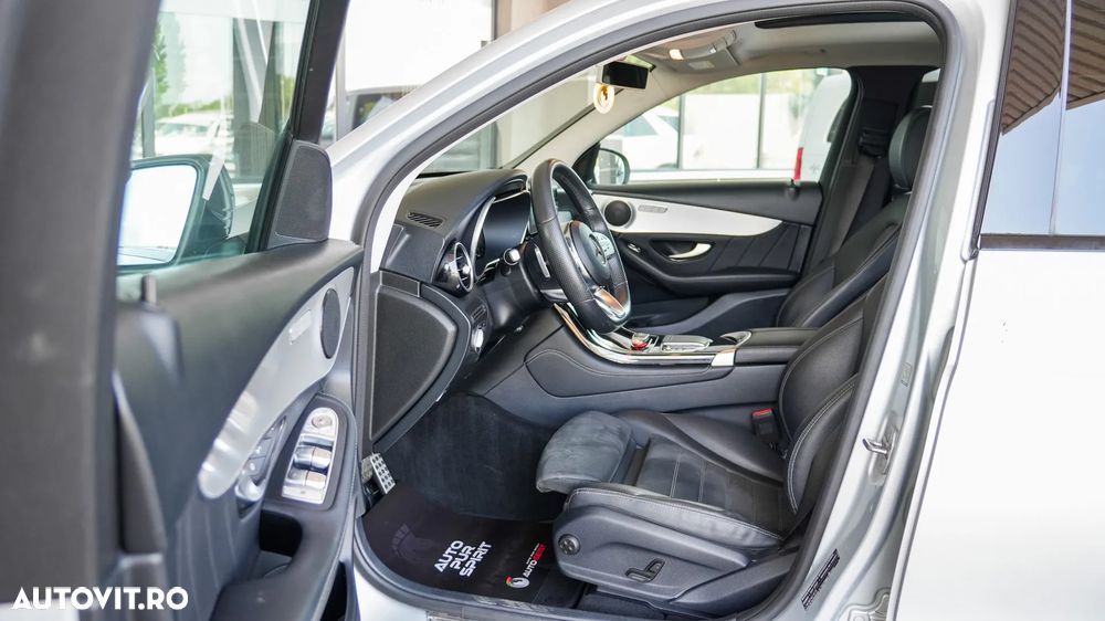 Mercedes-Benz GLC 220 d 4Matic 9G-TRONIC - 24