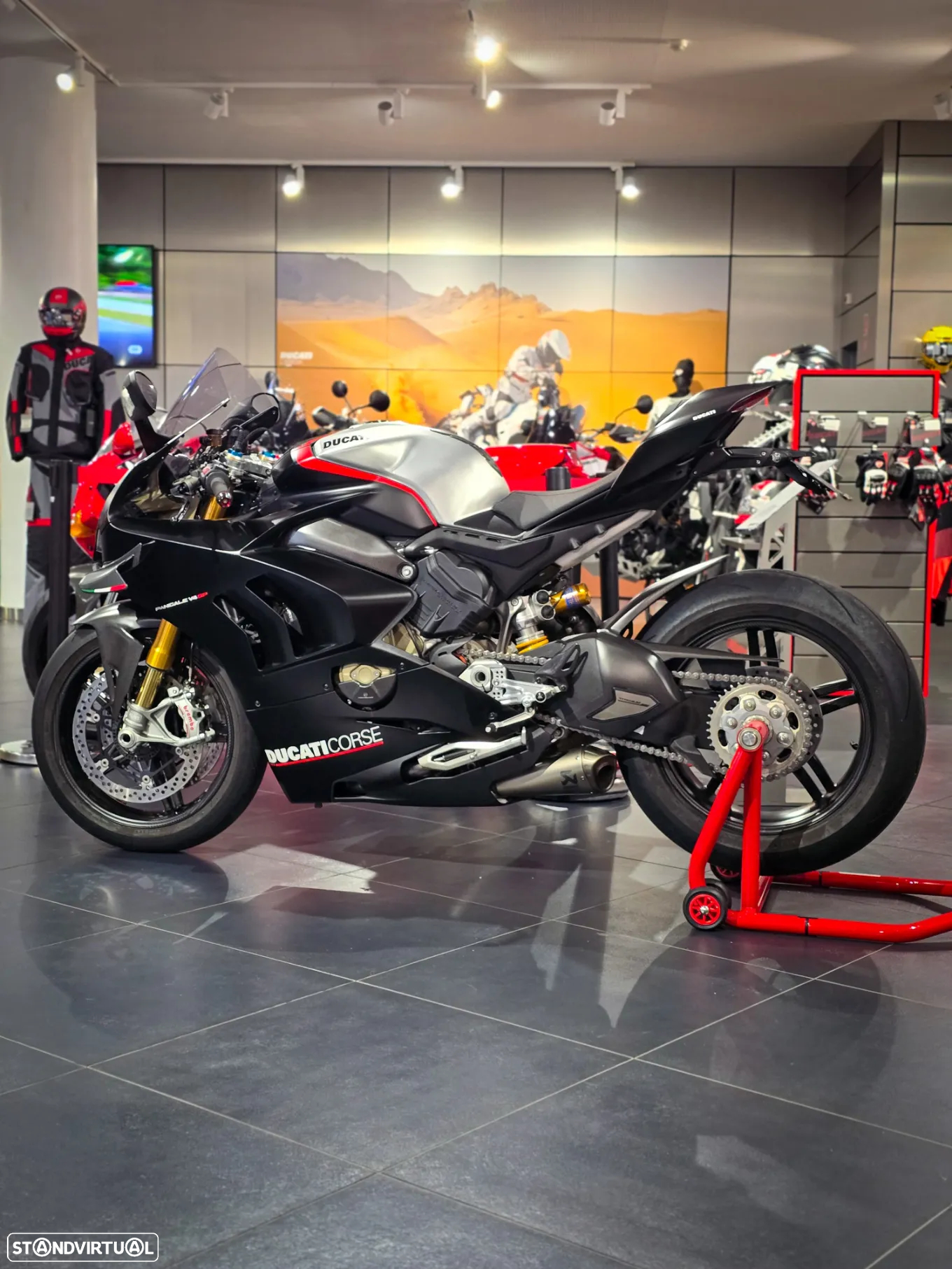 Ducati Panigale V4 SP - 4