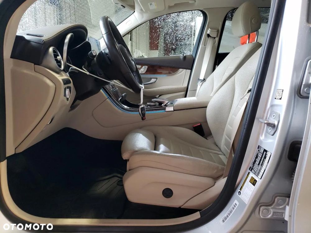 Mercedes-Benz GLC Coupe 300 4-Matic - 8