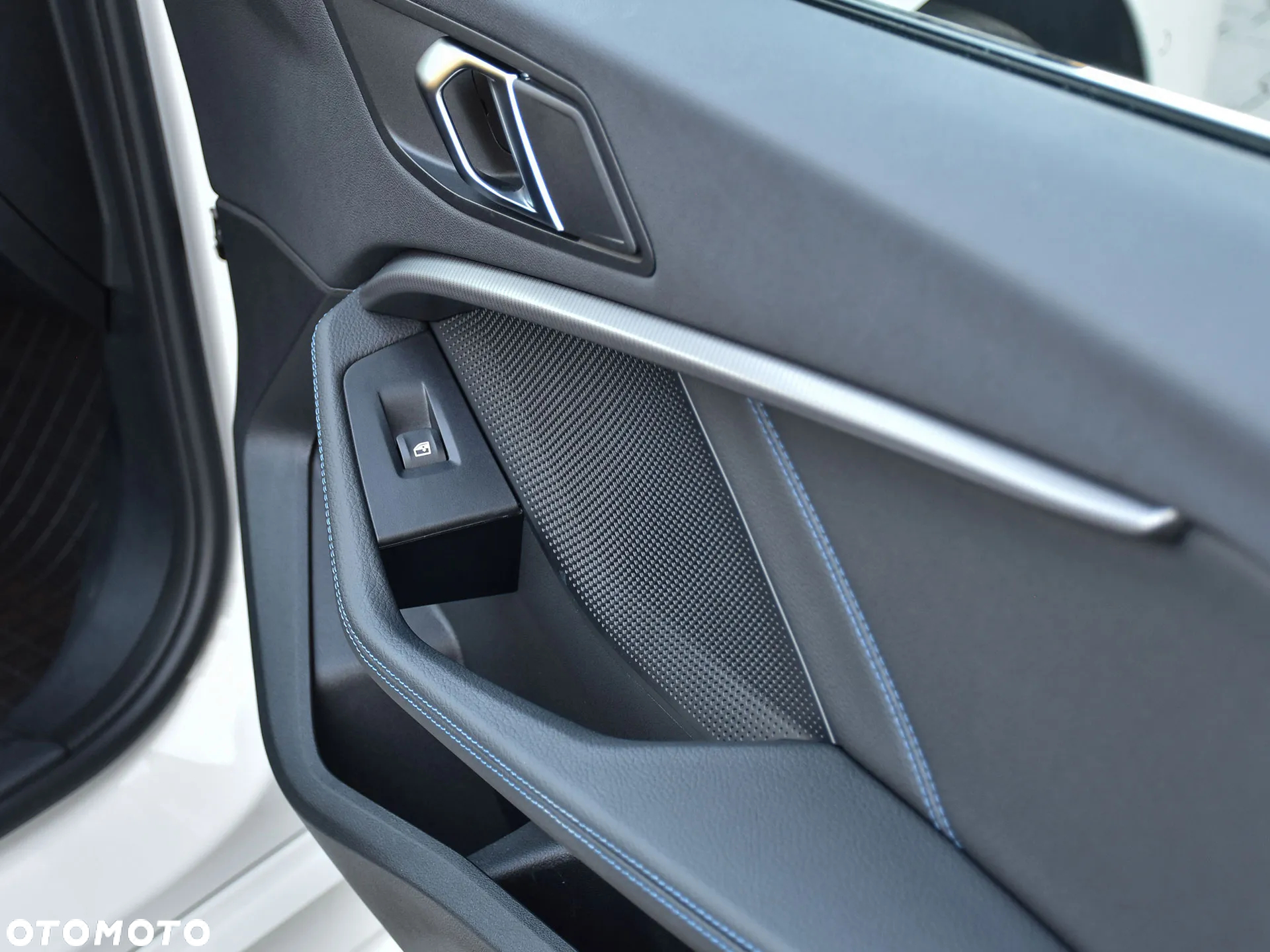 BMW Seria 1 118i M Sport - 19
