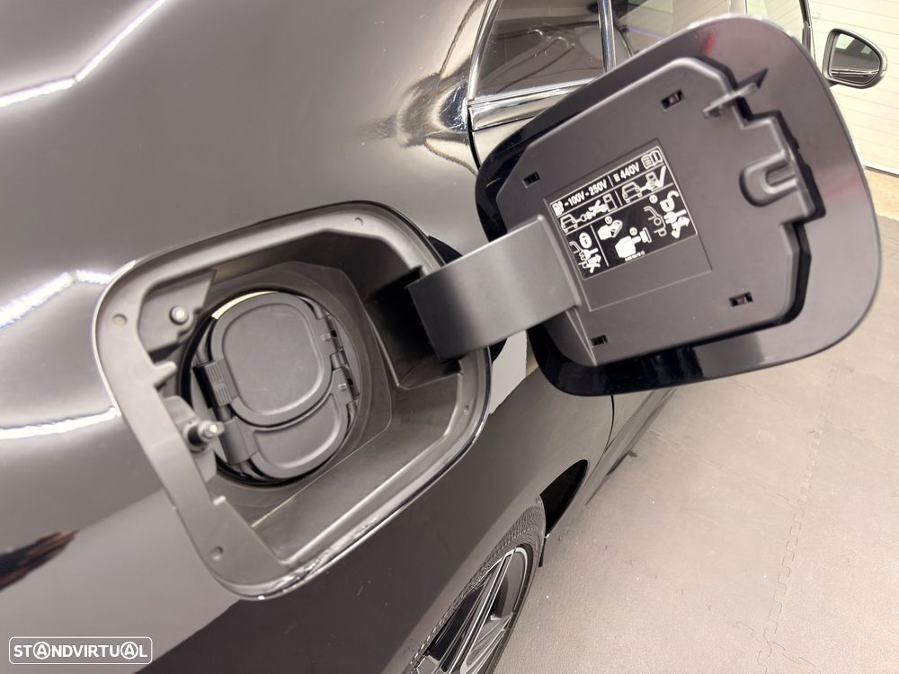 Mercedes-Benz CLA 250 e 8G-DCT Edition AMG Line - 33