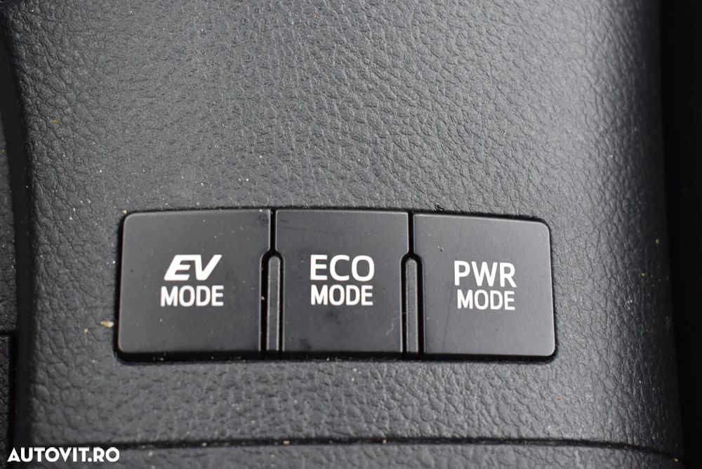 Toyota Auris 1.8 L VVT-i Hybrid Sol - 13