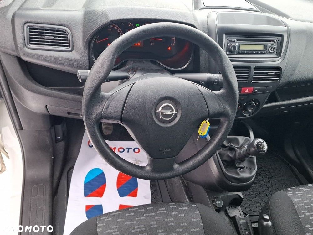 Opel Combo - 8