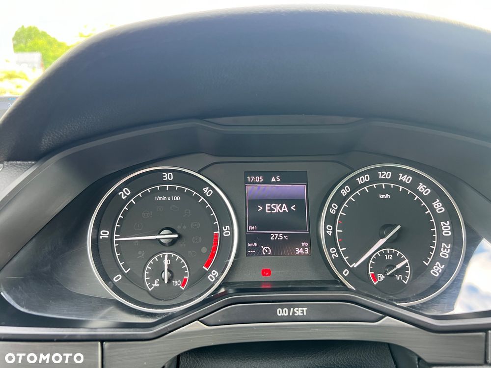Skoda Superb 2.0 TDI Ambition - 10