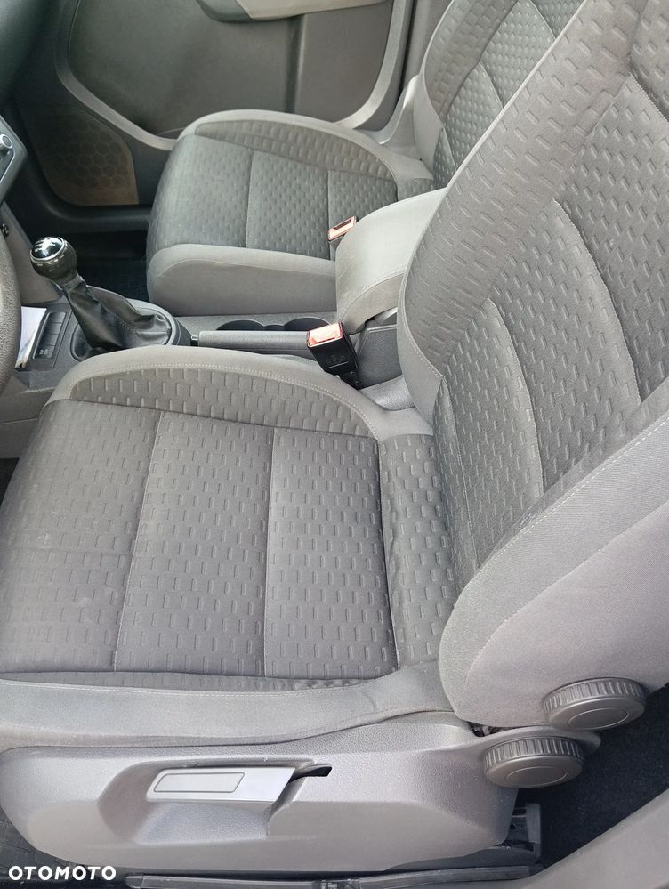 Volkswagen Touran 1.9 TDI DPF Trendline - 11