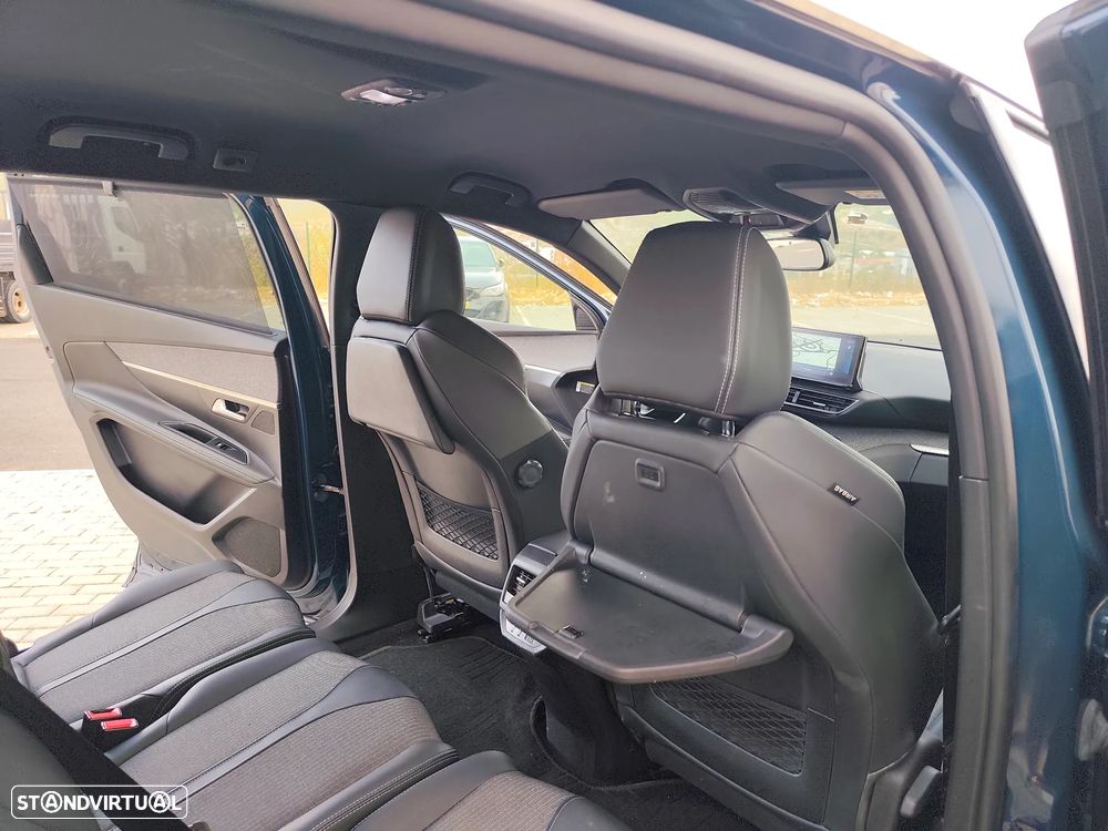 Peugeot 5008 PureTech 130 EAT8 Stop & Start Allure Pack - 11