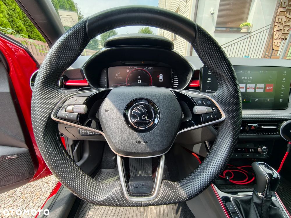 Skoda Fabia 1.5 TSI Monte Carlo DSG - 9