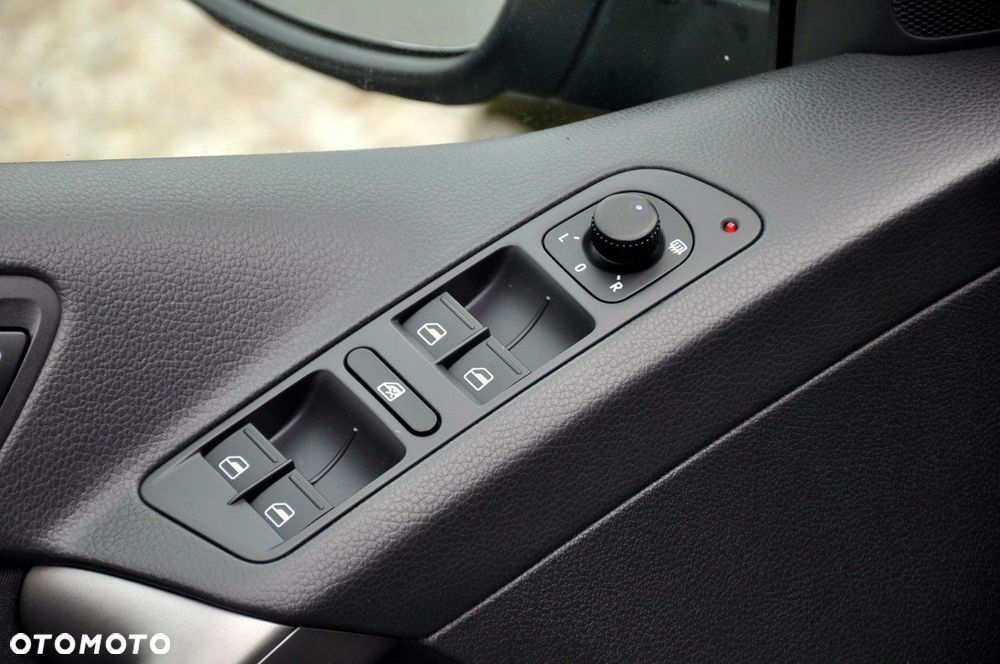 Volkswagen Tiguan - 37