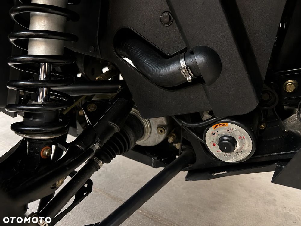 Can-Am Outlander Max - 9