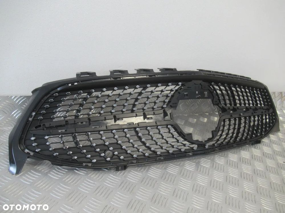 NOWY GRILL GRIL ATRAPA MERCEDES CLA I W118 C118 AMG 2019-2023 - 3