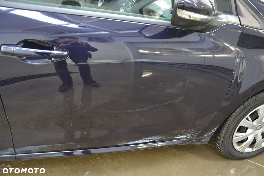 Peugeot 208 - 12