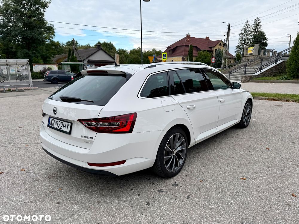 Skoda Superb 2.0 TDI 4x4 L&K DSG - 5