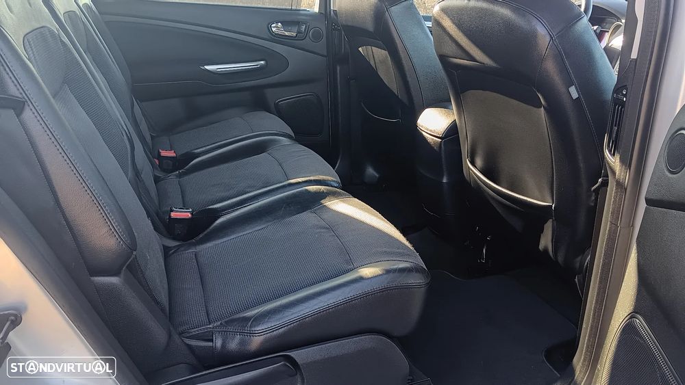 Ford S-Max 1.8 TDCi Titanium 7L - 7