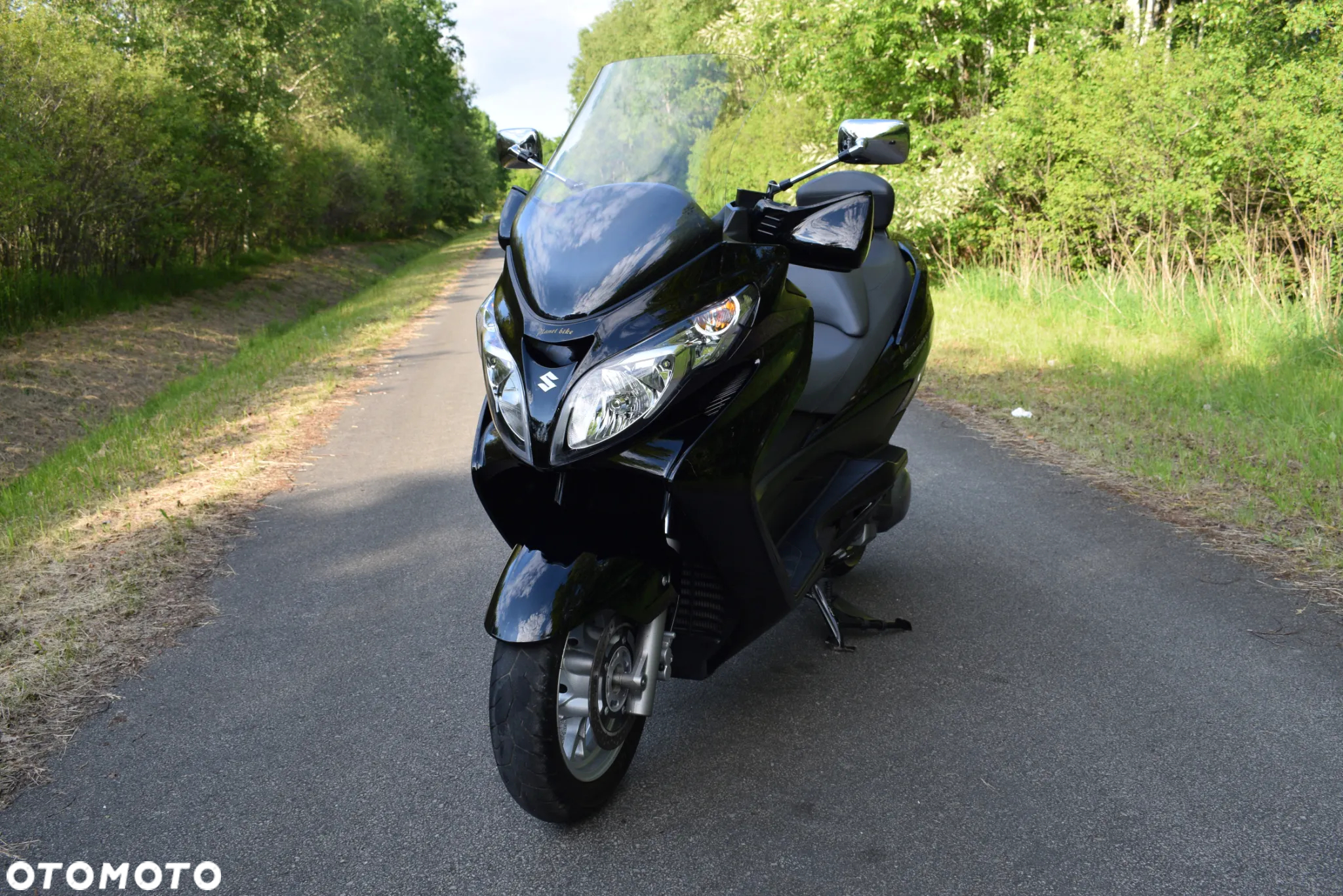 Suzuki Burgman - 9