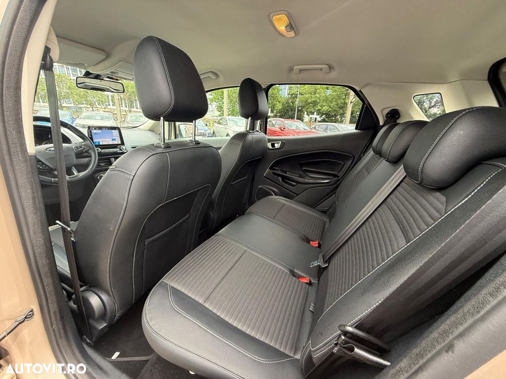 Ford EcoSport - 10
