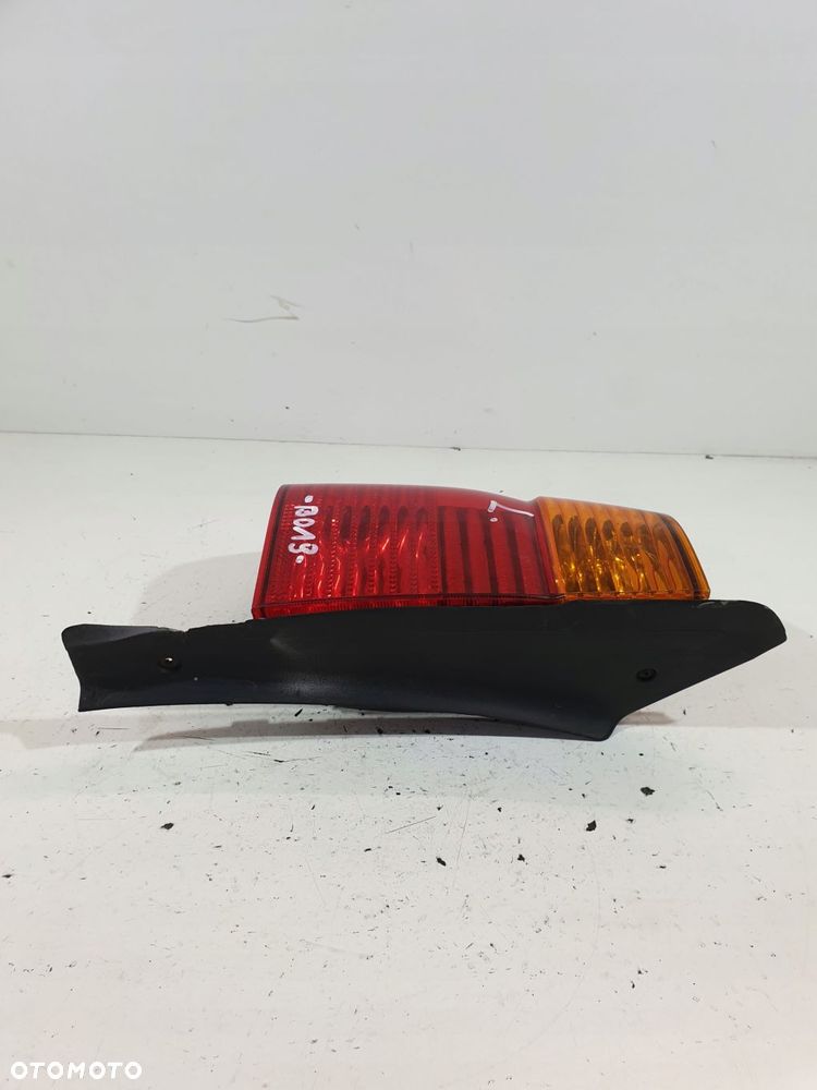 lampa lewy tył w błotnik bmw 5 e39 touring eur lift - 8