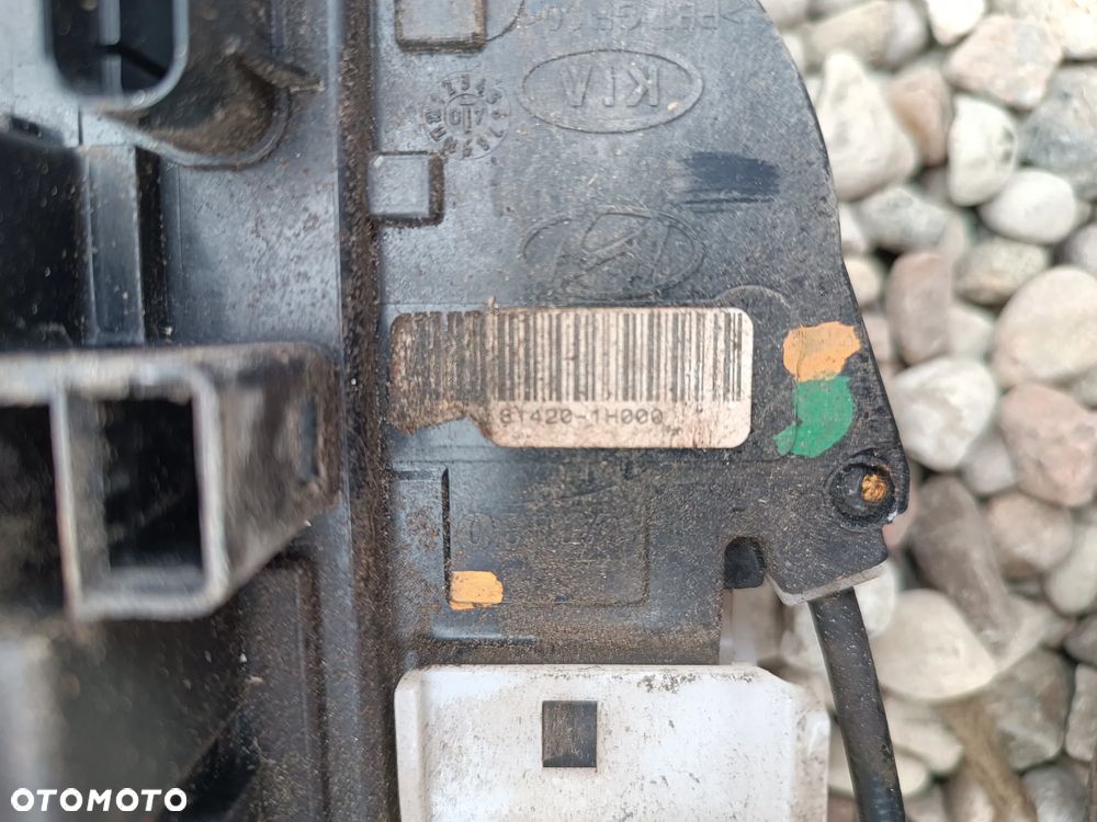 ZAMEK PRAWY TYŁ TYLNY  KIA CEED 06-12 7 PIN EUROPA - 2