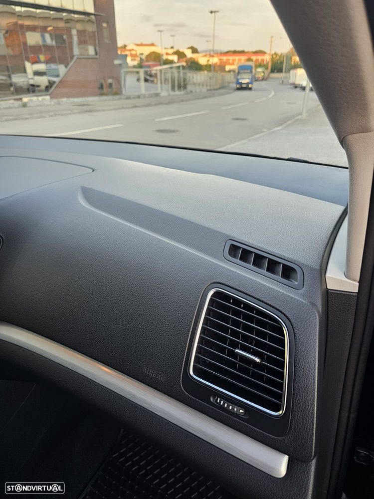 VW Sharan - 28