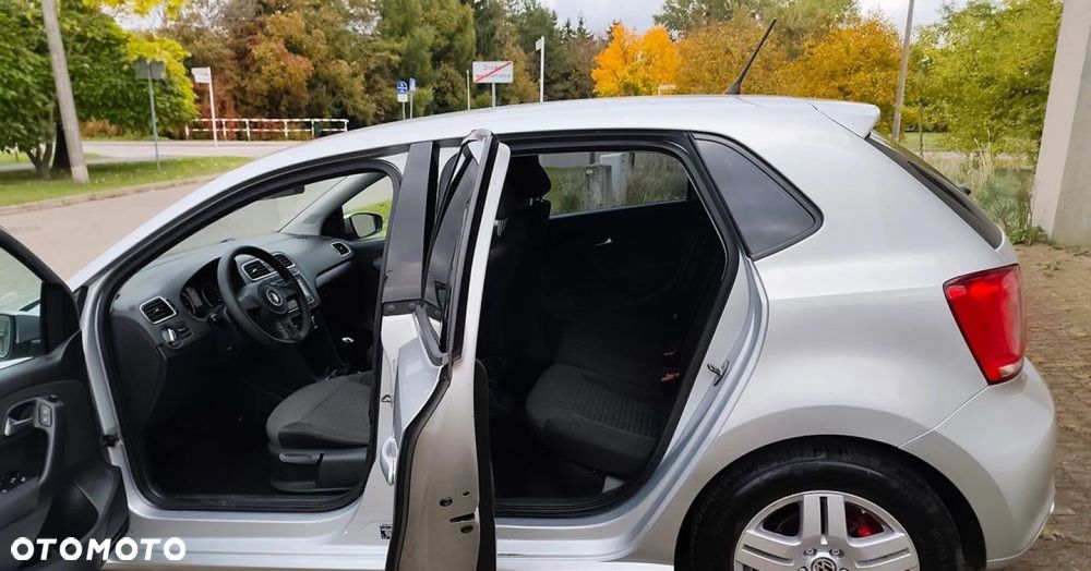 Volkswagen Polo 1.6 TDI Highline - 4