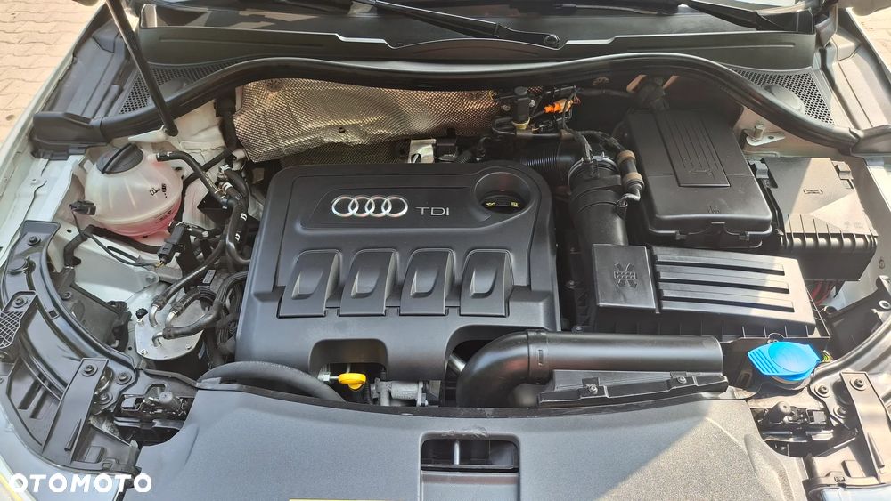 Audi Q3 2.0 TDI Quattro - 23