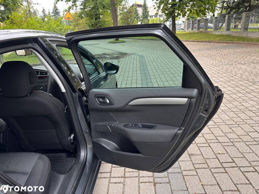 Citroën C4 e-HDi 110 Business Class - 21