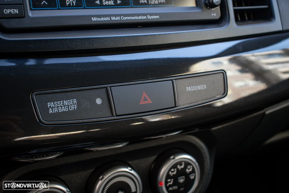 Mitsubishi Lancer - 28