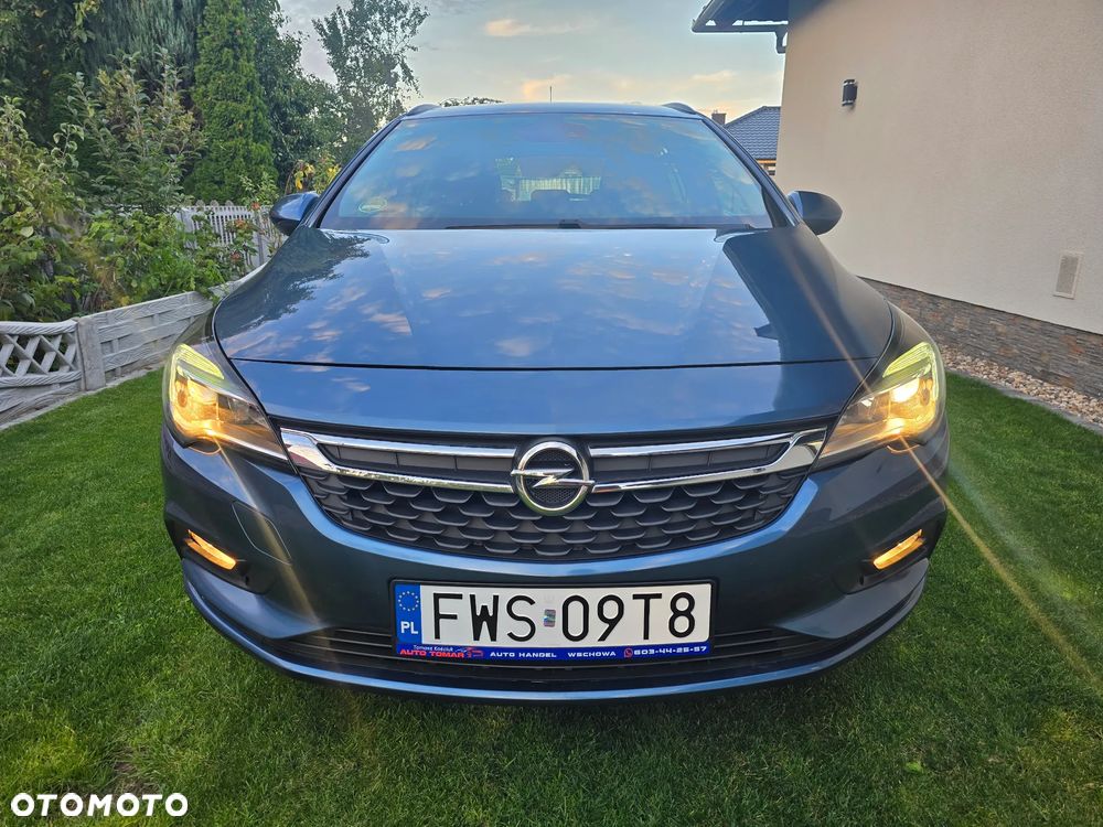 Opel Astra IV 1.6 CDTI Sport - 1