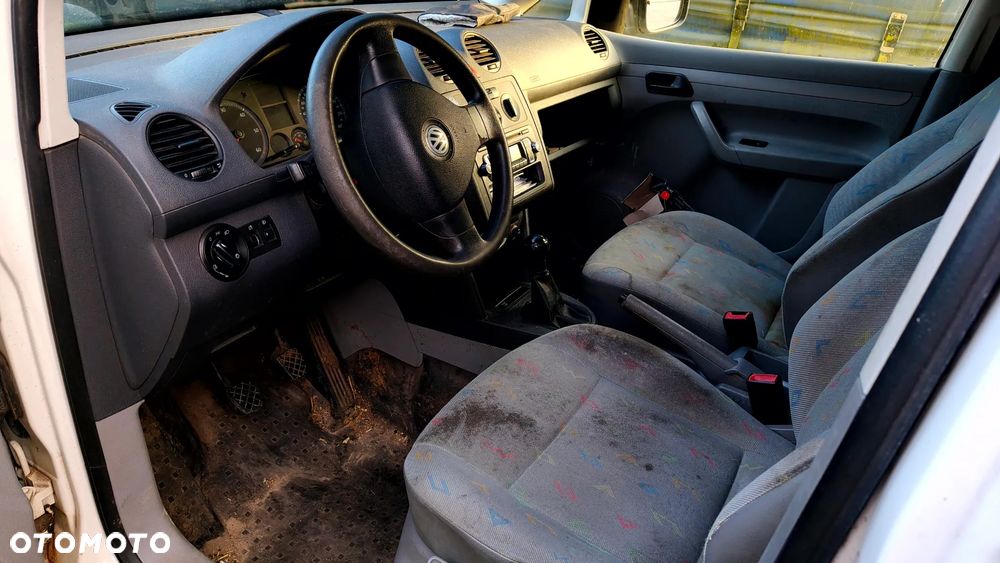 Volkswagen CADDY - 9