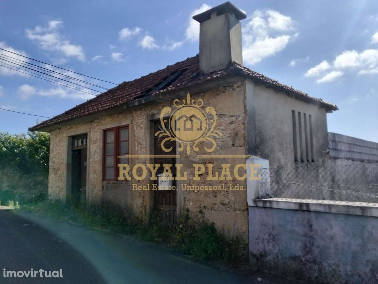 Moradia T2 Restauro - Santiago de Riba-Ul - Grande imagem: 4/24