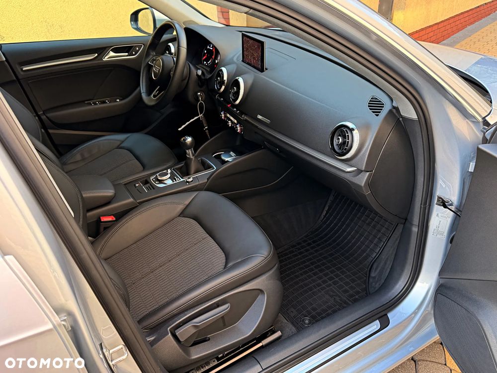 Audi A3 Sportback 1.6 TDI sport - 25