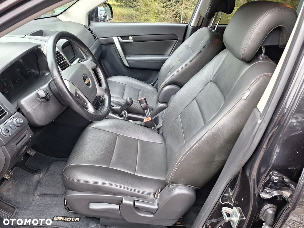 Chevrolet Captiva - 14