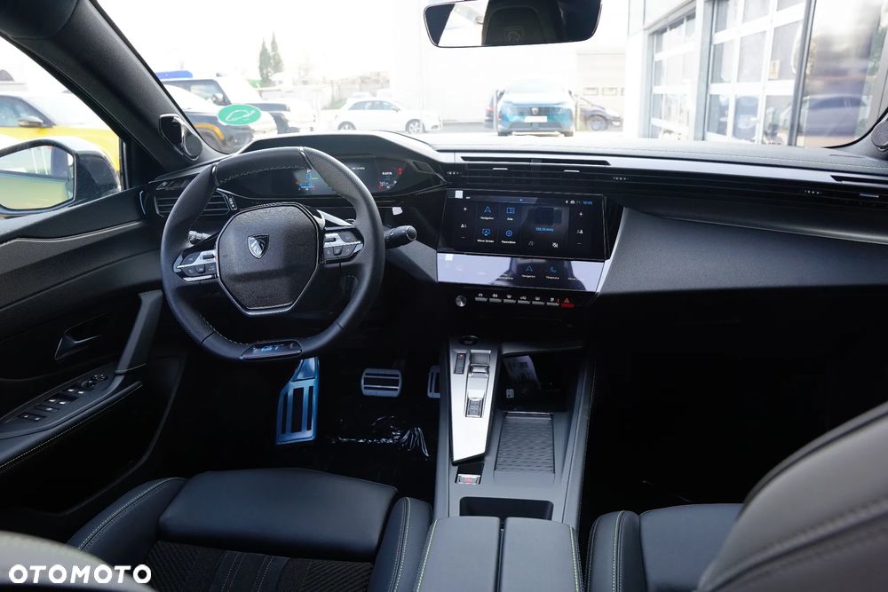 Peugeot 408 1.6 Plug-in Hybrid 240 GT Exclusive e-DCS7 - 14