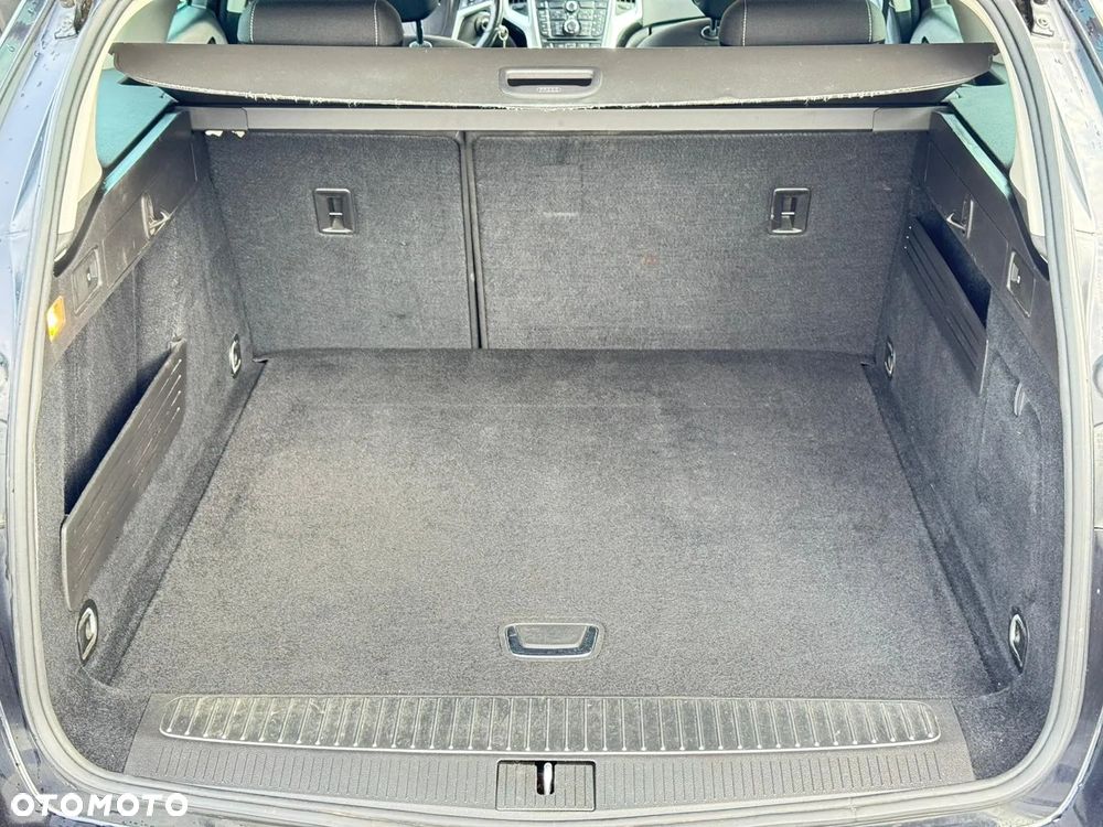 Opel Astra IV 2.0 CDTI Cosmo - 16