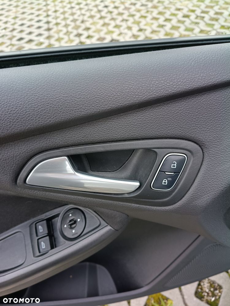 Ford Focus - 9