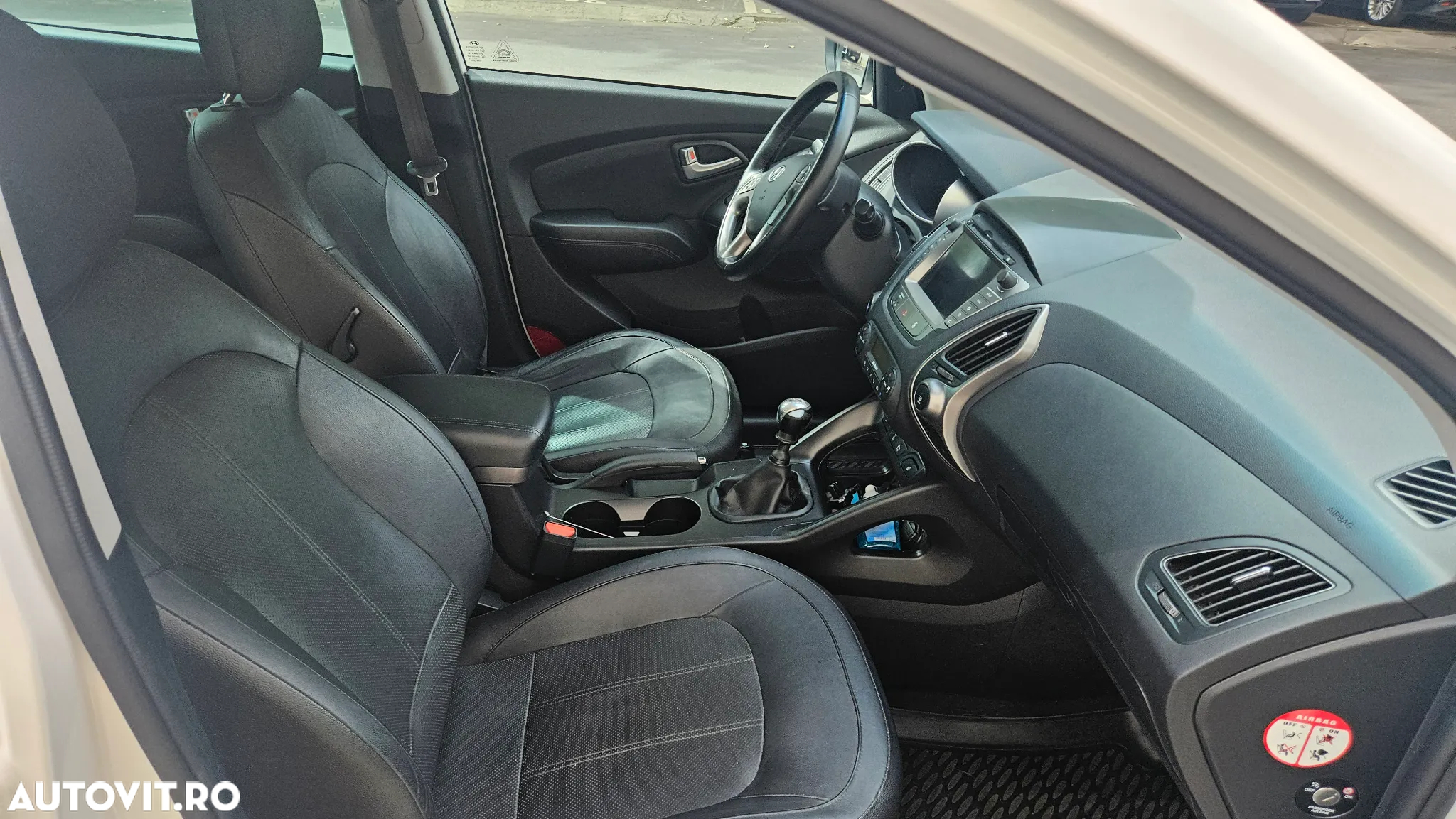 Hyundai ix35 - 11