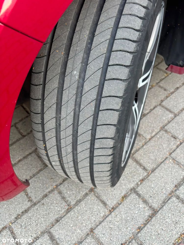 Peugeot 208 1.6 THP GTi - 15