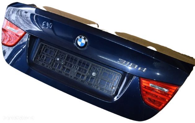 Klapa bagażnika BMW E90 po liftingu - 2