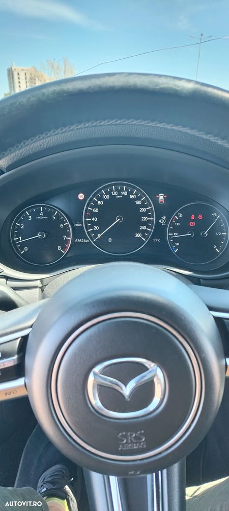 Mazda 3 e-Skyactiv G122 MHEV Plus - 9