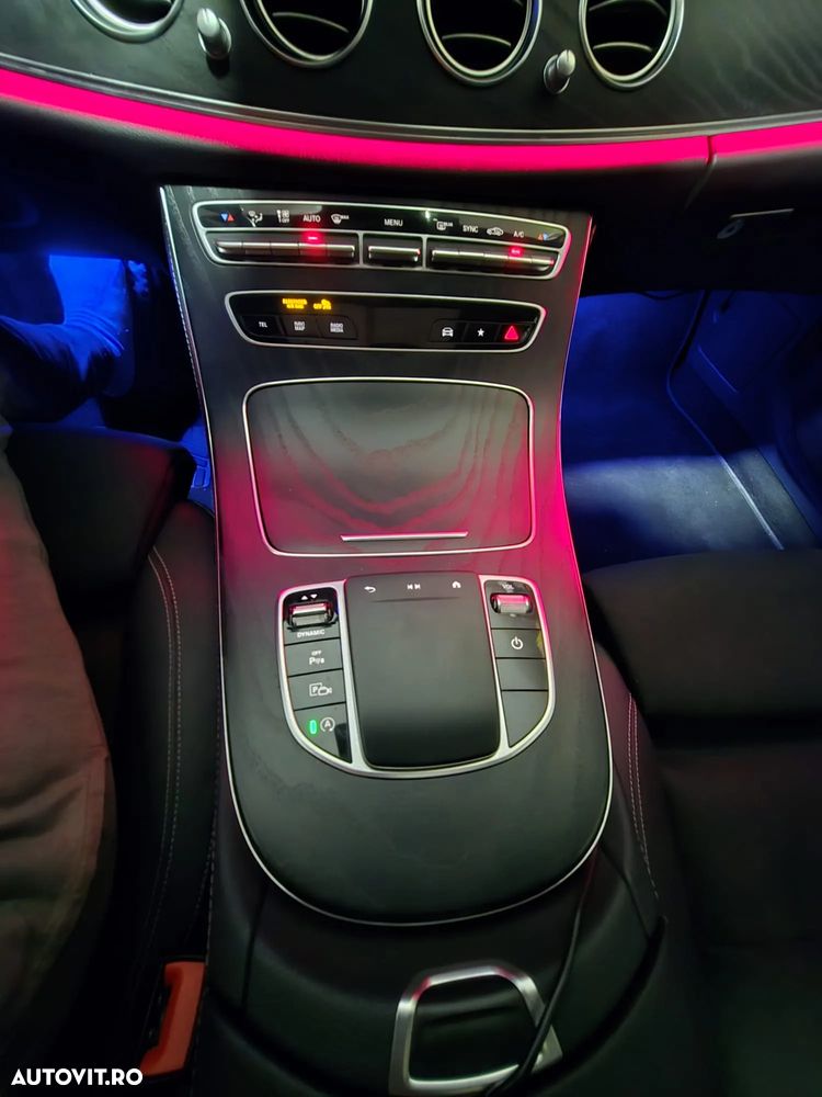 Mercedes-Benz E - 8