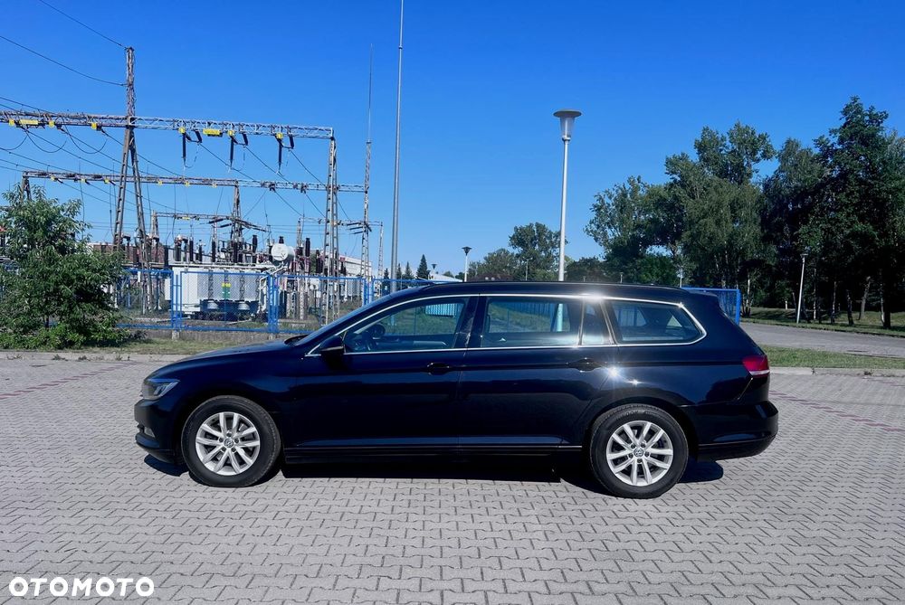 Volkswagen Passat Variant 2.0 TDI SCR DSG Comfortline - 5